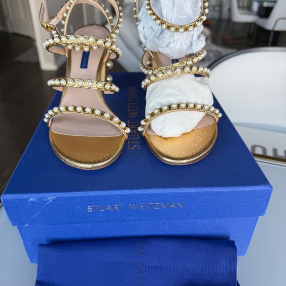NIB Stuart Weitzman Peridot gold and pearl sandal sz 7.5M - Picture 3 of 5